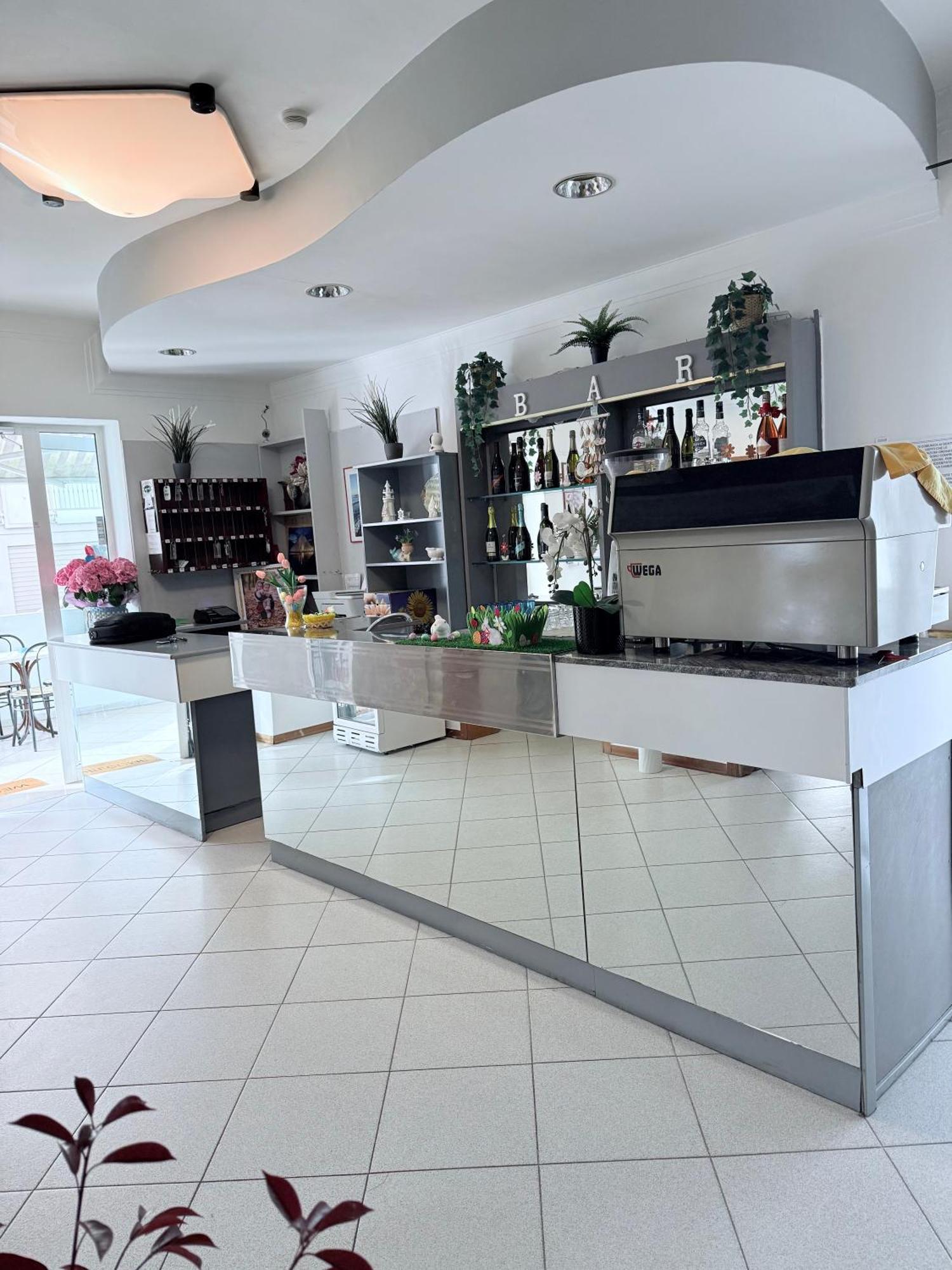 Hotel Malibu Mare Rimini Exteriör bild