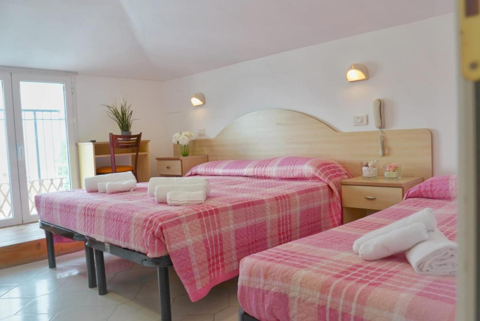 Hotel Malibu Mare Rimini Exteriör bild