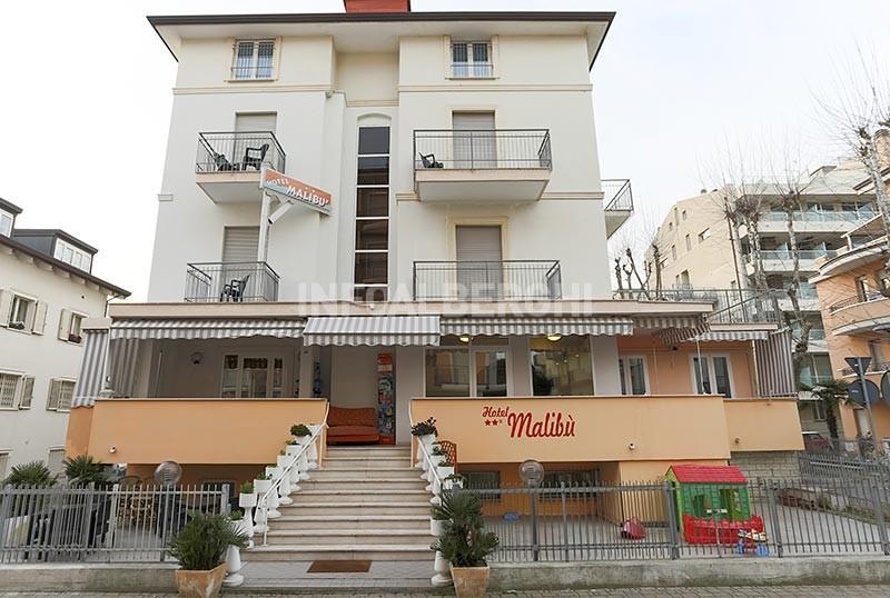 Hotel Malibu Mare Rimini Exteriör bild