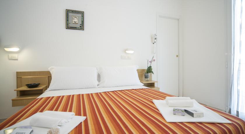 Hotel Malibu Mare Rimini Exteriör bild