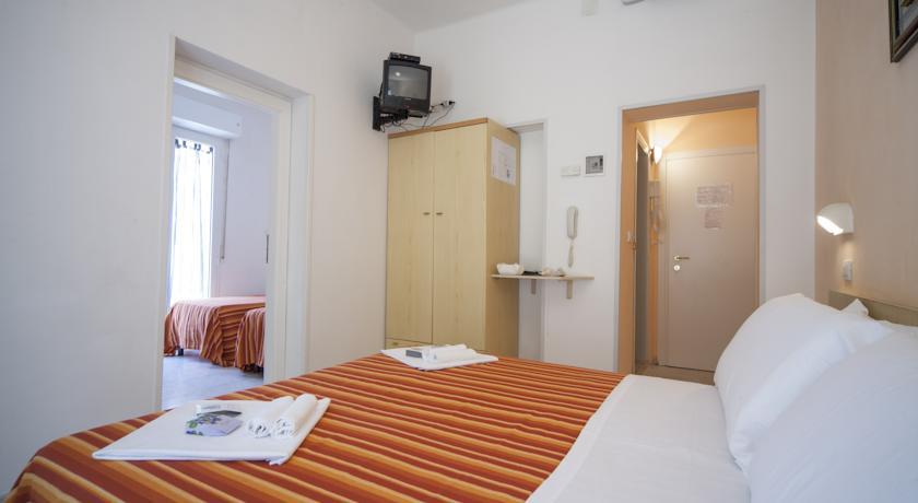 Hotel Malibu Mare Rimini Exteriör bild