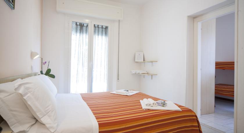 Hotel Malibu Mare Rimini Exteriör bild
